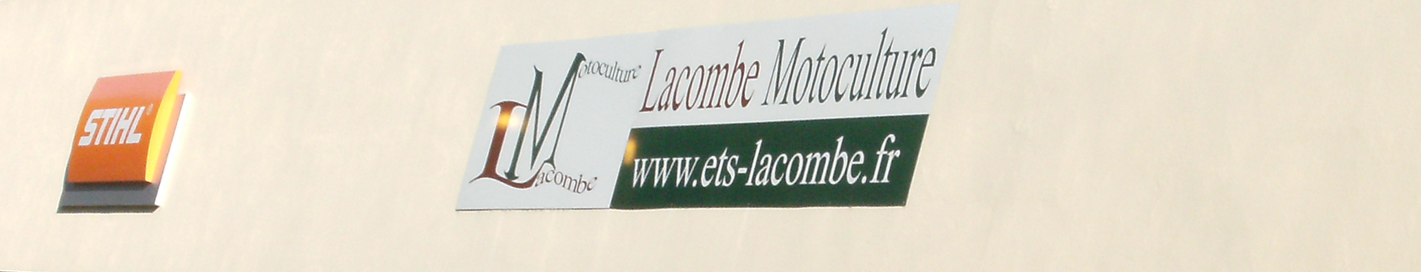 Façade et logo Lacombe Motoculture